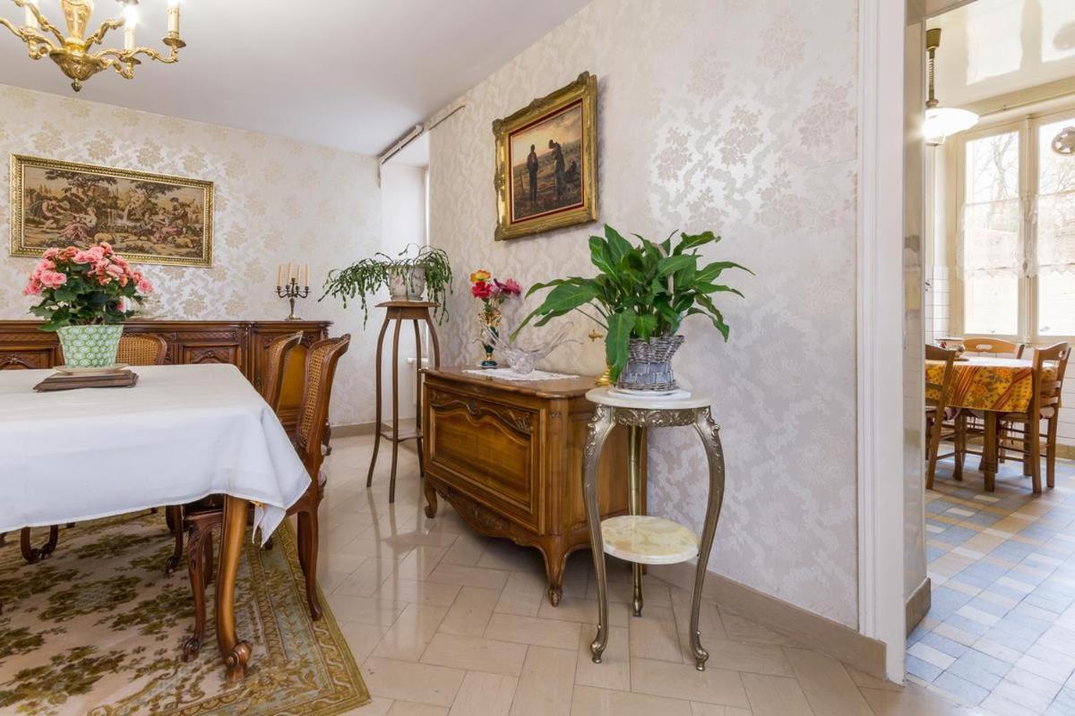 Le Clos De Tweed Tanlay Exteriör bild
